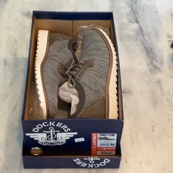 Dockers EINSTEIN men’s size 10.5 - Picture 2 of 4